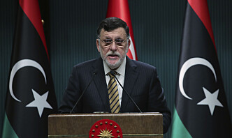 Libyas FN-støttede statsminister går av