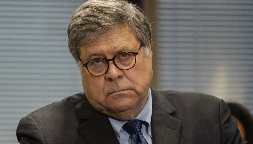 USAs justisminister William Barr ønsker strengere straffer mot personer som begår voldshandlinger i forbindelse med demonstrasjoner. USAs justisminister William Barr ønsker strengere straffer mot personer som begår voldshandlinger i forbindelse med demonstrasjoner.