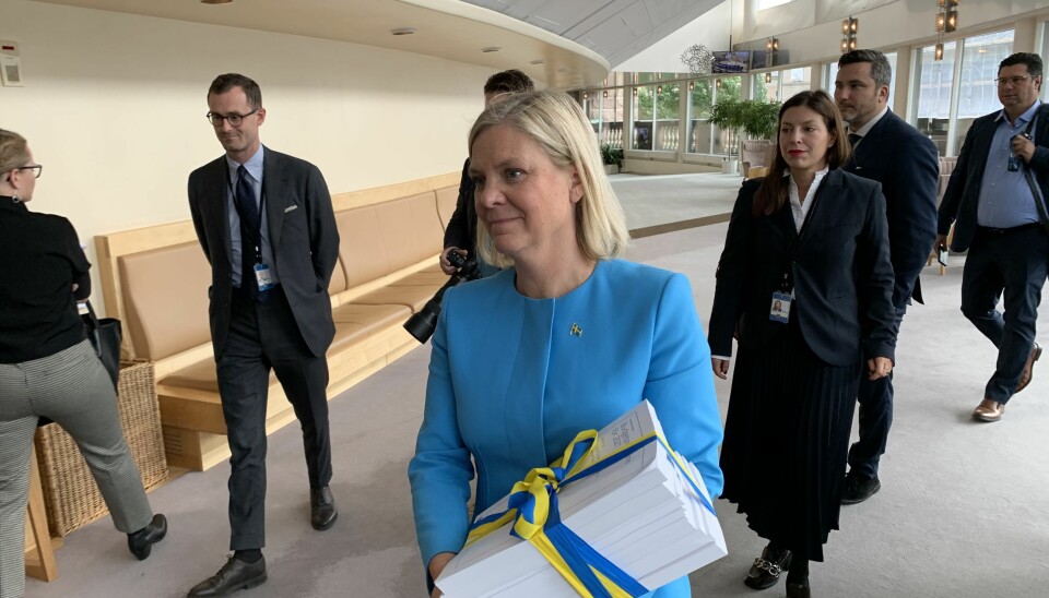Finansminister Magdalena Andersson hadde med seg fem ekstra milliarder til det svenske forsvaret da hun i dag kom til Riksdagen med statsbudsjettet for 2021.