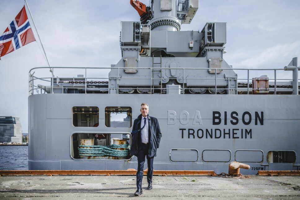Forsvarsminister Frank Bakke-Jensen om bord KV Bison da fartøyet var til kai i Oslo.
