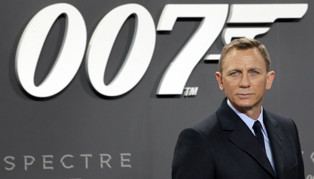 Bond-skuespiller Daniel Craig poserer ved premieren på 'Spectre' in Berlin i 2015. Bond-skuespiller Daniel Craig poserer ved premieren på 'Spectre' in Berlin i 2015.