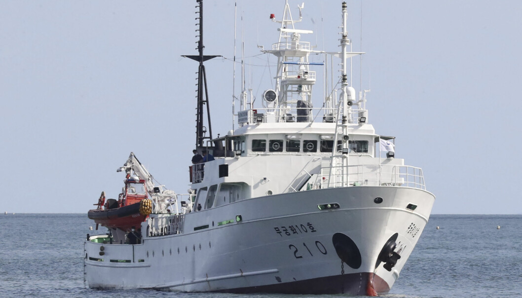 Ifølge det sørkoreanske forsvarsdepartementet forsvant en embetsmann fra en sørkoreansk patruljebåt denne uken.