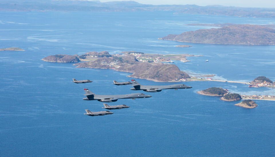 Dette bildet er fra en tidligere øvelse der vi ser norske F-35 samt amerikanske B-1B-bombefly