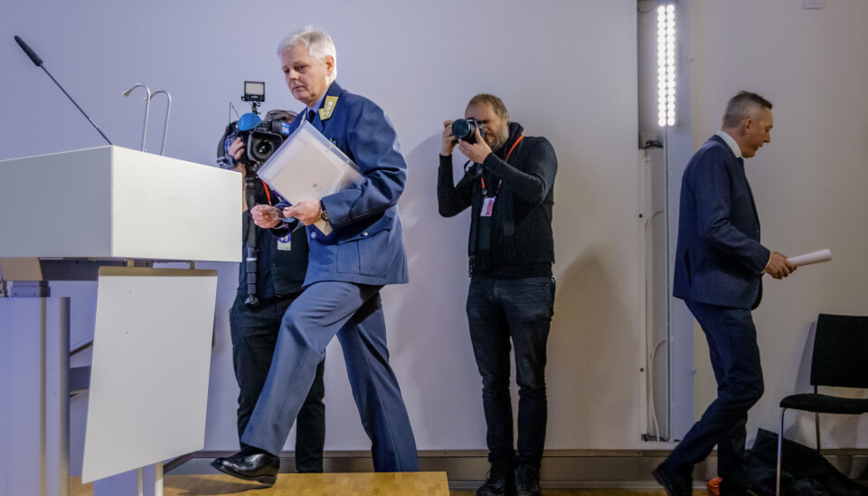 Generalløytnant Morten Haga Lunde og forsvarsminister Frank Bakke-Jensen legger frem Etterretningstjenestens åpne vurdering av aktuelle sikkerhetsutfordringer, Fokus 2020.