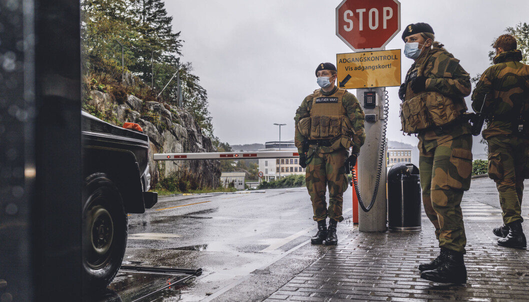 SMITTE: Syv vernepliktige er smittet med korona på Haakonsvern. SMITTE: Syv vernepliktige er smittet med korona på Haakonsvern.