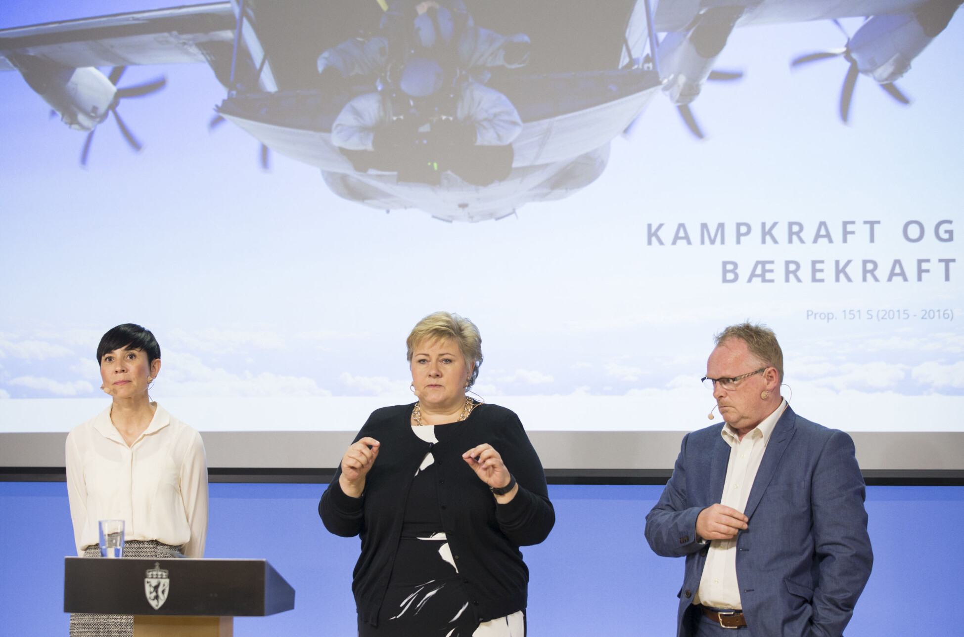 Ine Eriksen Søreide, Erna Solberg og Per Sandberg la frem langtidsplan for perioden 2017-2020. Ine Eriksen Søreide, Erna Solberg og Per Sandberg la frem langtidsplan for perioden 2017-2020.