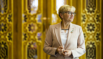 Liv Signe Navarsete stilte spørsmål i den muntlige spørretimen. Liv Signe Navarsete stilte spørsmål i den muntlige spørretimen.