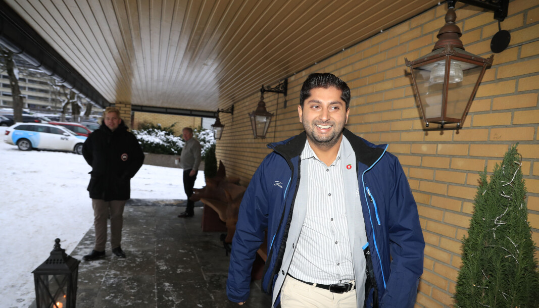 Frp-politiker Himanshu Gulati under partiets landsmøte i 2018. Han ber nå Stortinget om å finne en passende måte å markere at det er 20 år siden det norske bidraget i Afghanistan startet. Frp-politiker Himanshu Gulati under partiets landsmøte i 2018. Han ber nå Stortinget om å finne en passende måte å markere at det er 20 år siden det norske bidraget i Afghanistan startet.
