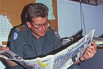 Her ser vi Ola Christensen i Libanon da han var presse- og informasjonsoffiser i NORBATT 1986. Her ser vi Ola Christensen i Libanon da han var presse- og informasjonsoffiser i NORBATT 1986.