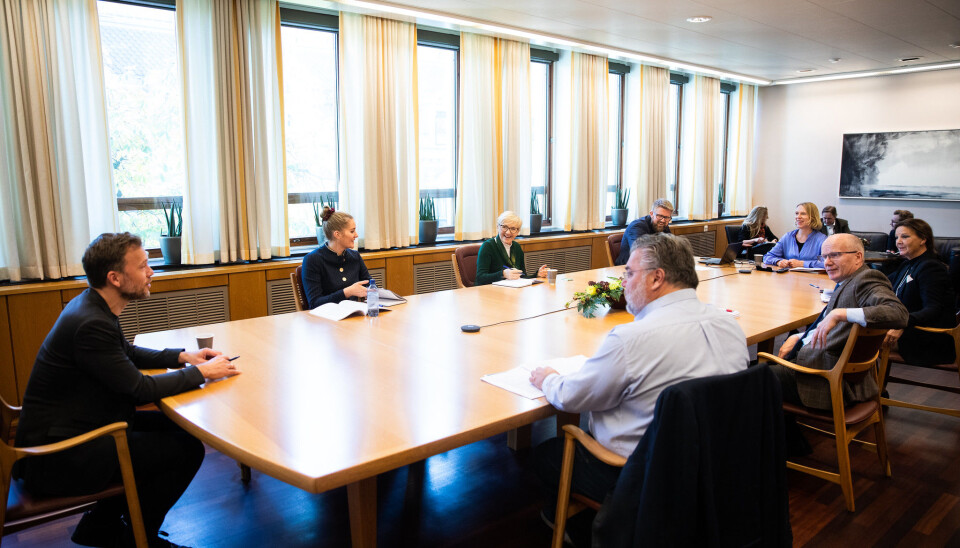 Den foreløpige fristen for forhandlingene i Stortinget er 17. november. Den foreløpige fristen for forhandlingene i Stortinget er 17. november.