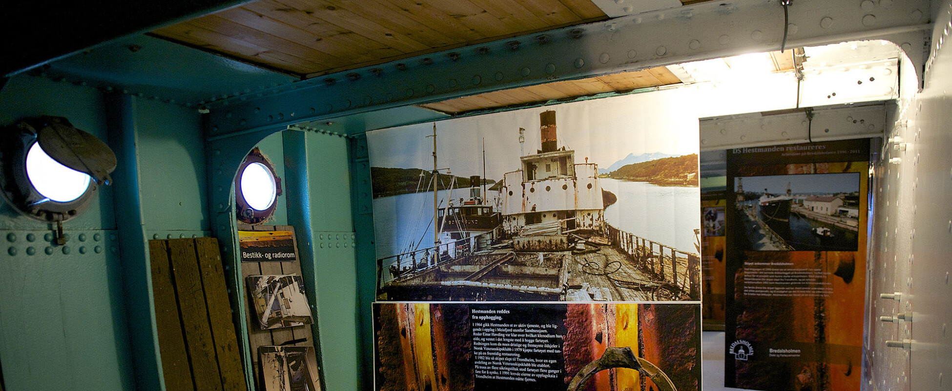 Fra en reportasje om det aller siste konvoiskipet som har seilt i to verdenskriger. DS Hestmanden seilte for Nortraship 1940-45. I dag er fartøyet et flytende museum. Fra en reportasje om det aller siste konvoiskipet som har seilt i to verdenskriger. DS Hestmanden seilte for Nortraship 1940-45. I dag er fartøyet et flytende museum.