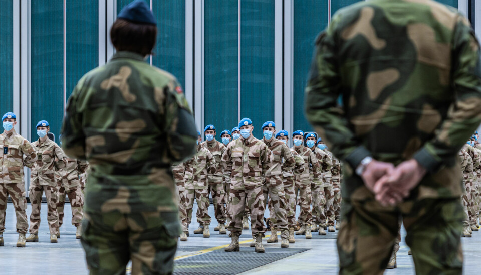 En økning i antall tjenestegjørende er nødvendig for å gjennomføre Forsvarets operasjoner ute og hjemme til daglig, skriver Jørn Buø. Her ser vi norske soldater på vei til FN-oppdraget i Mali.