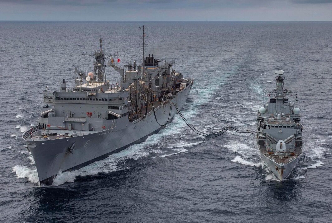 Den britiske fregatten HMS Kent sammen med logistikkfartøyet USNS Supply. I mai seilte en flåtestyrke fra Nato-land utenfor Kola-halvøya. Det er første gang siden midten av 1980-tallet at amerikanske marineskip opererer i Barentshavet. Den britiske fregatten HMS Kent sammen med logistikkfartøyet USNS Supply. I mai seilte en flåtestyrke fra Nato-land utenfor Kola-halvøya. Det er første gang siden midten av 1980-tallet at amerikanske marineskip opererer i Barentshavet.