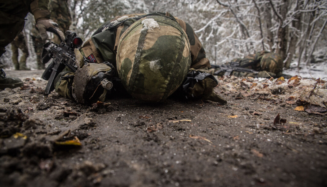 En soldat fra 5. gardekompani under gardens lueløp. En soldat fra 5. gardekompani under gardens lueløp.