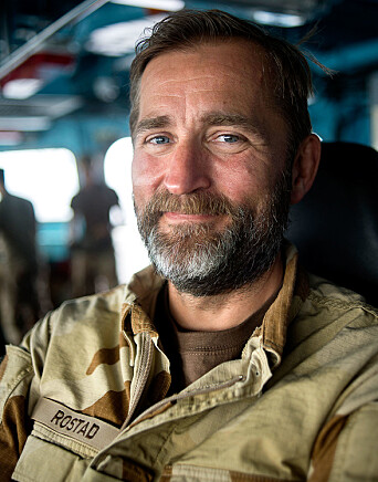Skipssjef Per Rostad på KNM Fridtjof Nansen. Skipssjef Per Rostad på KNM Fridtjof Nansen.