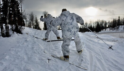Soldater fra US Marines øver seg på ski. Soldater fra US Marines øver seg på ski.