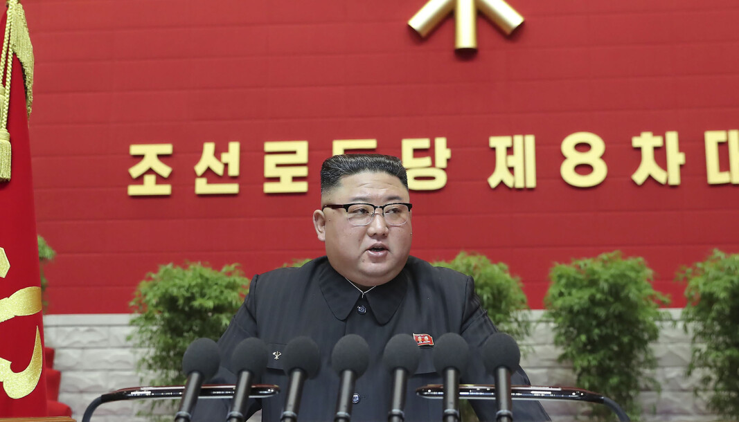 Kim Jong-un taler under kongressen for Nord-Koreas arbeiderparti. Kim Jong-un taler under kongressen for Nord-Koreas arbeiderparti.