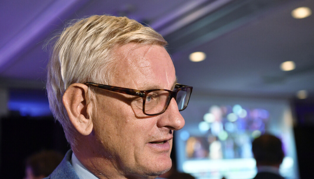 Carl Bildt er både tidligere utenriks- og statsminister i Sverige. Carl Bildt er både tidligere utenriks- og statsminister i Sverige.