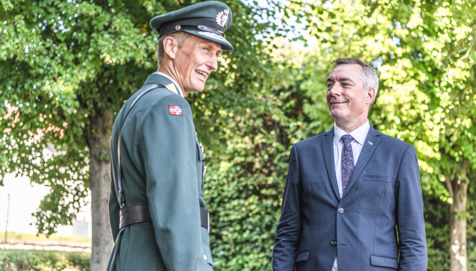 Det var forsvarssjefskifte i pandemiåret 2020. Her er general Eirik Kristoffersen og forsvarsminister Frank Bakke-Jensen avbildet under innsettelsen av førstnevnte.