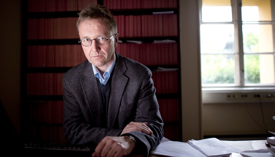 Finn Arnesen er professor ved Universitetet i Oslo. Han forsker på Europarett og EØS-rett.