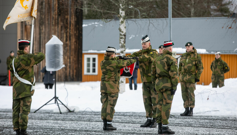 6. Gardekompani blir overført til Hærens rekrutt og fagskole som en del av en felles rekruttutdanning for Hæren.