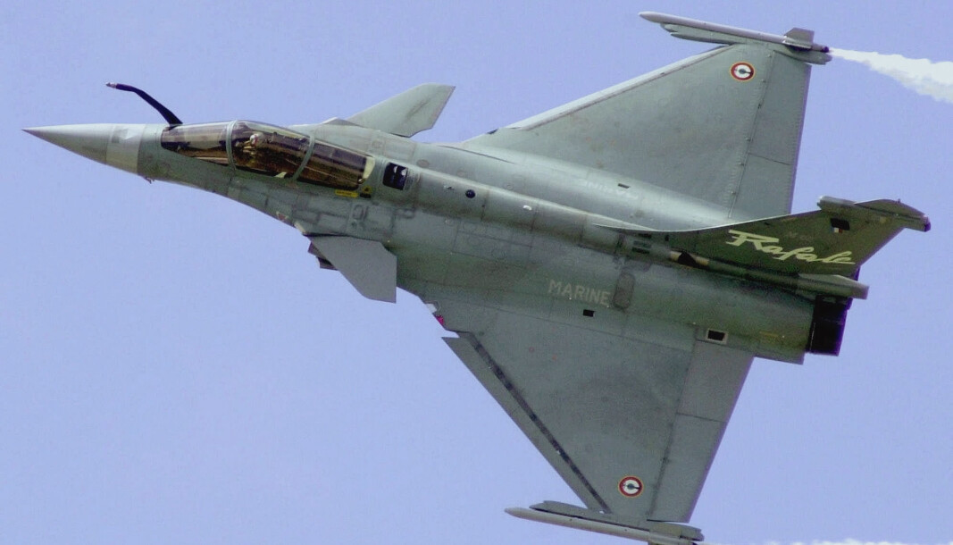 Hellas har kjøpt 18 jagerfly av typen Dassault Rafale av Frankrike. Hellas har kjøpt 18 jagerfly av typen Dassault Rafale av Frankrike.