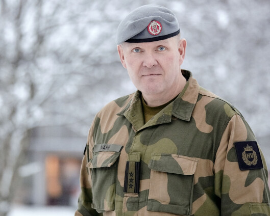 Etter en spøk på 90-tallet fikk Håkon daglig levert baguetter og rødvin av en fransk soldat