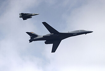 Russland «bekymret» over amerikanske bombefly på norsk jord