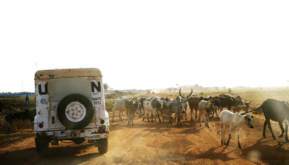 Et FN kjørety på veien mellom Support Base Malakal og flyplassen i Malakal i Sør-Sudan i 2013.