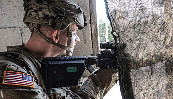Det norske systemet E-blanks under testing av en amerikansk soldat i Fort Benning. Det norske systemet E-blanks under testing av en amerikansk soldat i Fort Benning.