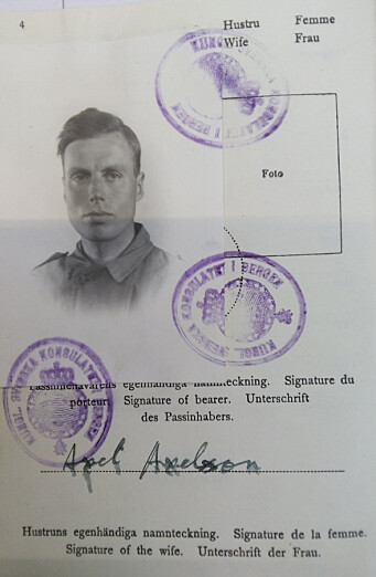 Dette var Malcolm Munthes falske pass. Dette var Malcolm Munthes falske pass.