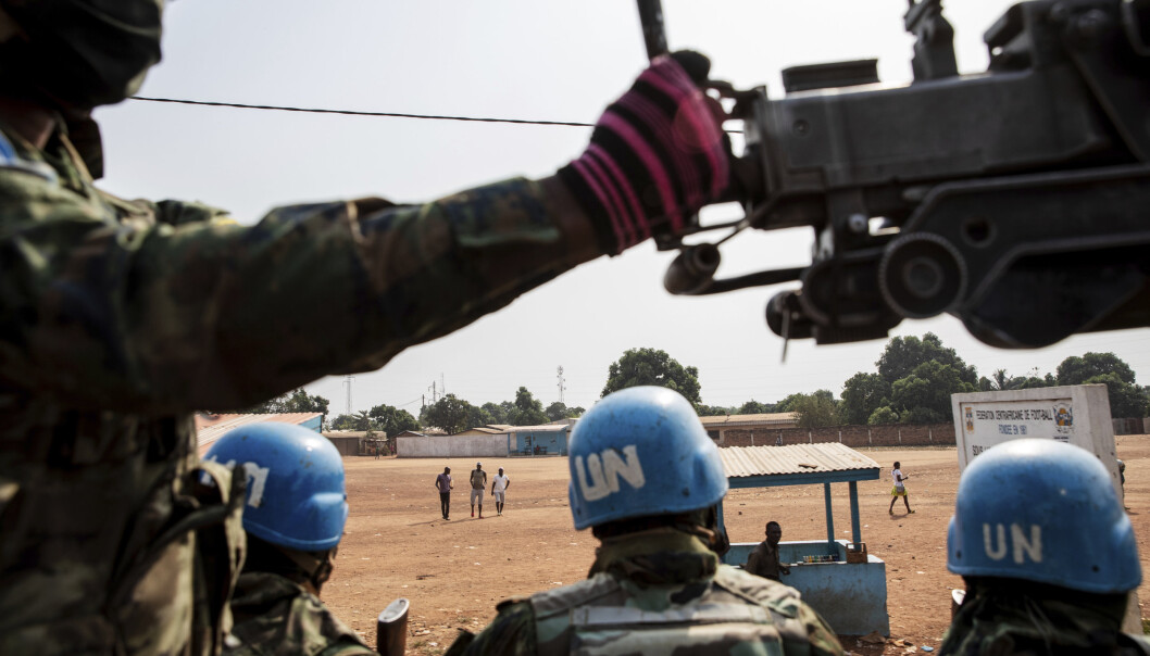 FN-SOLDATER: FN-soldater fra Rwanda patruljerte 23. januar utenfor hovedstaden Bangui i Den sentralafrikanske republikk. FNs generalsekretær António Guterres ønsker å styrke operasjonen med flere tusen soldater. FN-SOLDATER: FN-soldater fra Rwanda patruljerte 23. januar utenfor hovedstaden Bangui i Den sentralafrikanske republikk. FNs generalsekretær António Guterres ønsker å styrke operasjonen med flere tusen soldater.