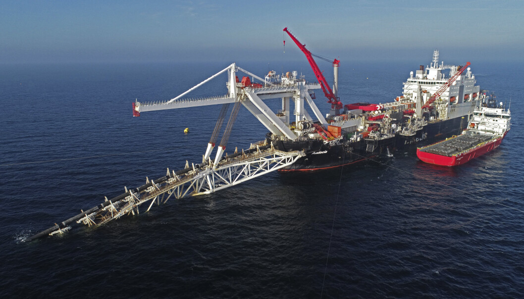 NORD STREAM: Et skip jobber med rørledningen Nord Stream 2 i Østersjøen. NORD STREAM: Et skip jobber med rørledningen Nord Stream 2 i Østersjøen.