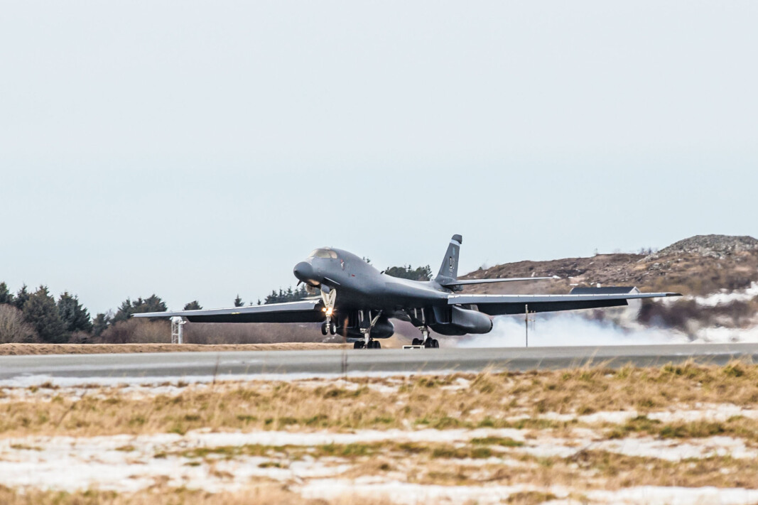 Her lander et B-1B Lancer på Ørland flystasjon mandag ettermiddag. Her lander et B-1B Lancer på Ørland flystasjon mandag ettermiddag.
