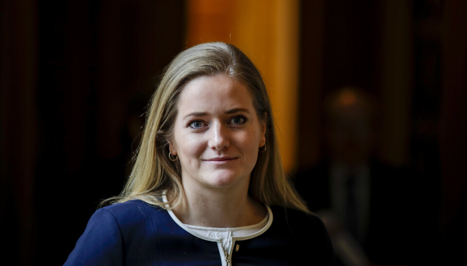 STANS: Senterpartiets Emilie Enger Mehl krever at regjeringen stanser salget av skipsmotorselskapet Bergen Engines til et russiskkontrollert selskap.