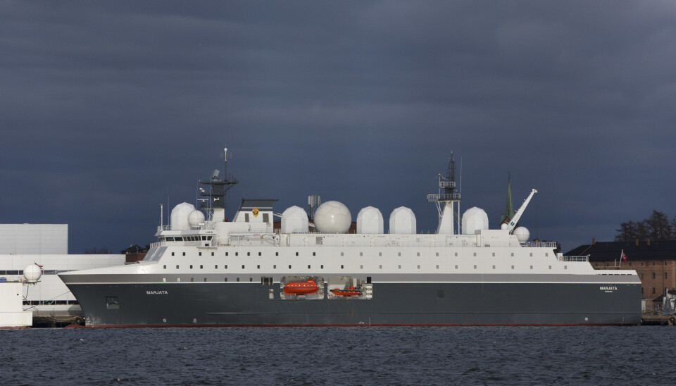 Motorer fra fabrikken som skal selges til et russisk selskap, står for fremdriften i flere norske marinefartøy, inkludert etterretningsskipet Marjata.