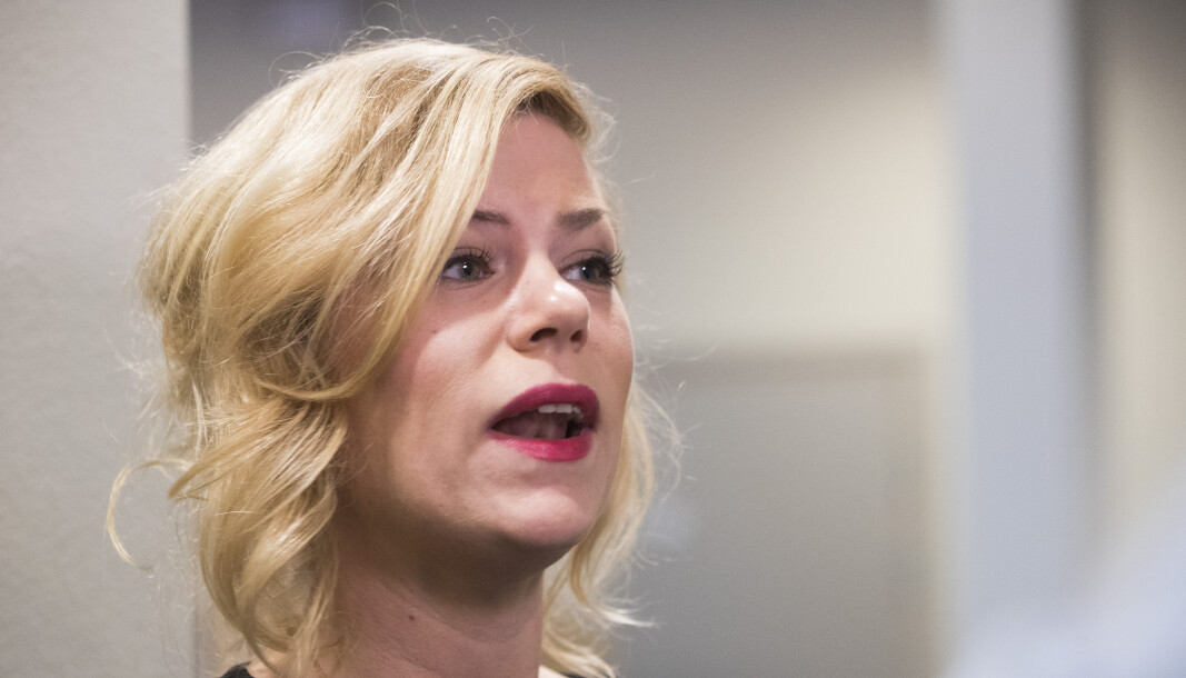 Jette F. Christensen (Ap), som sitter i utenriks- og forsvarskomiteen på Stortinget, mener regjeringen fossror for å skapet et inntrykk av at de håndterer salget av Bergen Engines til russere på en trygg måte. Jette F. Christensen (Ap), som sitter i utenriks- og forsvarskomiteen på Stortinget, mener regjeringen fossror for å skapet et inntrykk av at de håndterer salget av Bergen Engines til russere på en trygg måte.