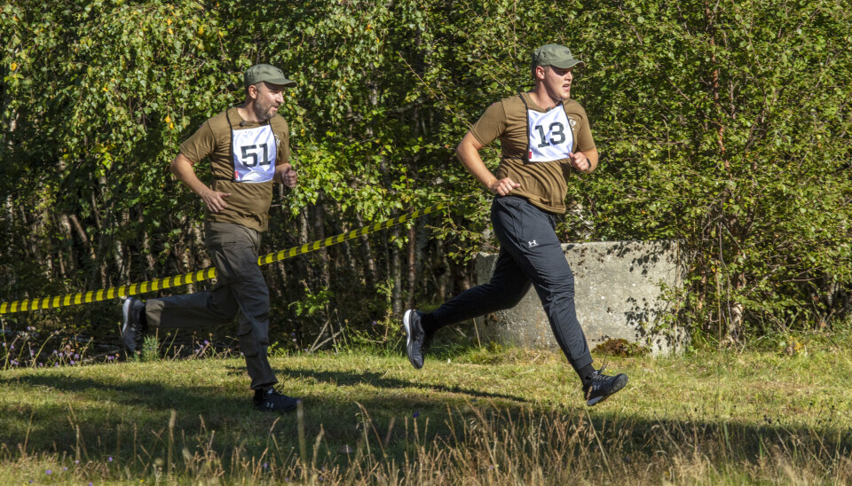 Finale lørdag: Dette har Kompani Lauritzen-kjendisene lært om Forsvaret