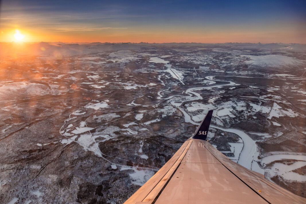 Slik det ligger an nå, vil mange av Hærens vernepliktige og ansatte kunne nyte denne utsikten før påske. Bildet er tatt under avreise fra Bardufoss denne uken. Slik det ligger an nå, vil mange av Hærens vernepliktige og ansatte kunne nyte denne utsikten før påske. Bildet er tatt under avreise fra Bardufoss denne uken.