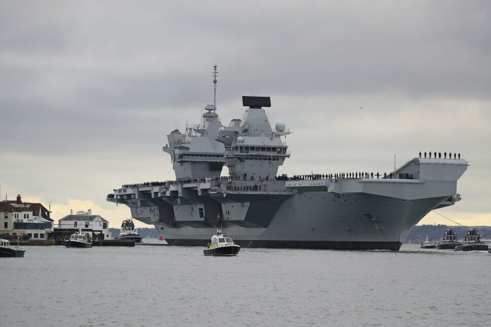 STRANDET: Hangarskipet HMS Prince of Wales i Portsmouth 16. november 2019.