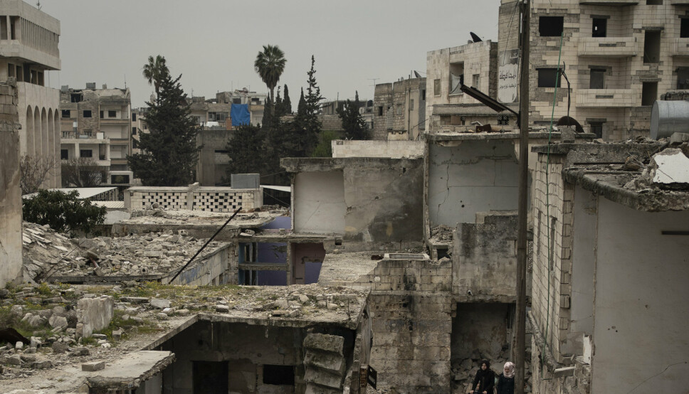 IDLIB: Bildet over er fra et bombet nabolag i Idlib, fra mars 2020.