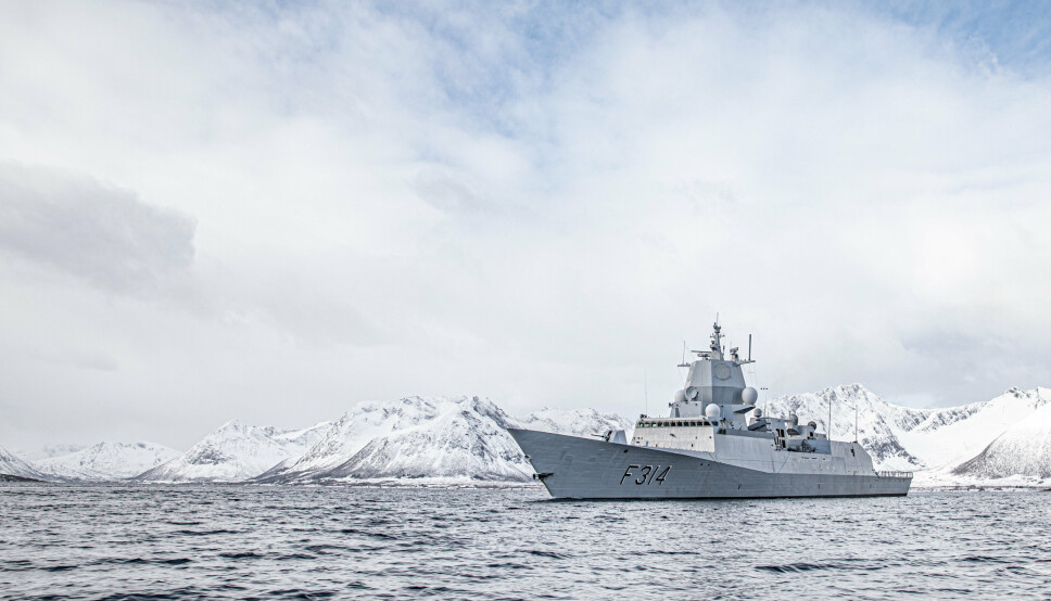 KNM Thor Heyerdahl har vært i Barentshavet deler av påsken for å observere russisk militær aktivitet.