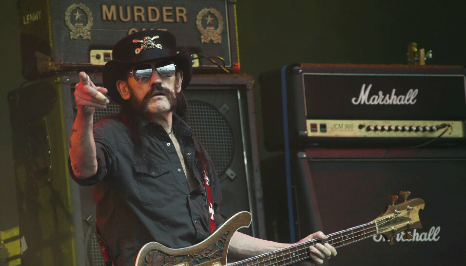 BOMBER: Lemmy Kilmister i Motörhead under en konsert i 2015.