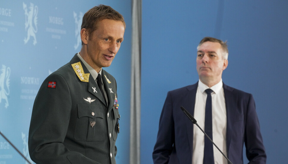 RAPPORT: Forsvarssjef Eirik Kristoffersen og forsvarsminister Frank Bakke-Jensen (H).