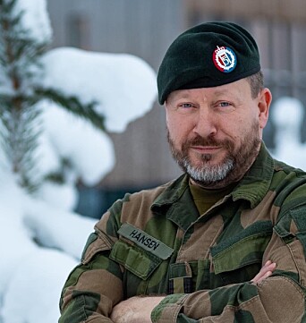 FLERE VAKSINER: Hovedverneombud i hæren, Thomas Normann Hansen, mener vaksinering av soldater i internasjonale operasjoner er nødvendig. FLERE VAKSINER: Hovedverneombud i hæren, Thomas Normann Hansen, mener vaksinering av soldater i internasjonale operasjoner er nødvendig.
