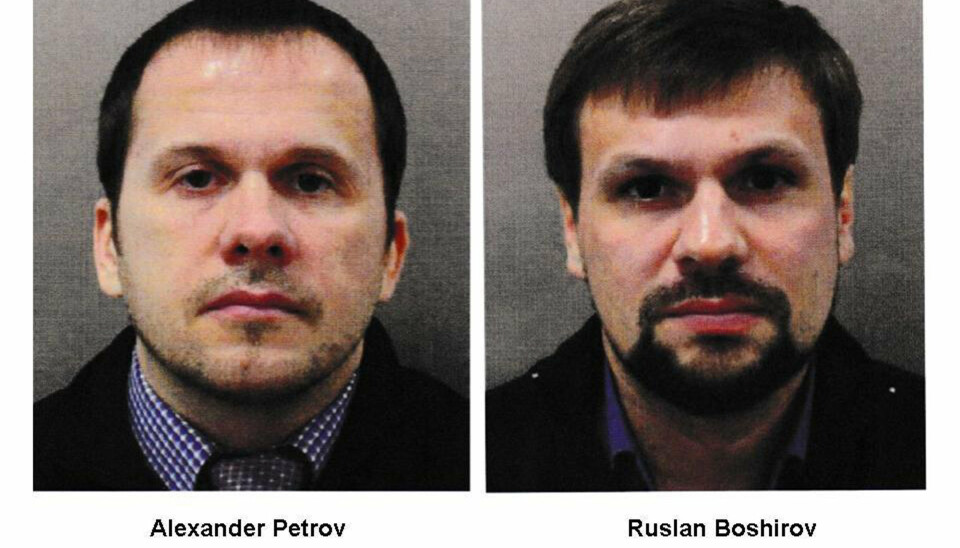 MISTENKTE: Tsjekkisk politi knytter to russiske menn som brukte pass med navnene Aleksander Petrov og Ruslan Bosjirov, til eksplosjoner ved et ammunisjonslager i 2014. De to mistenkes i Storbritannia for å ha utført attentatet mot Sergej og Julia Skripal i 2018.