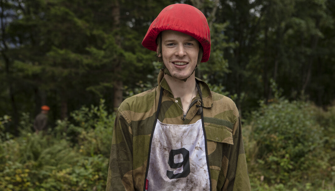 KONTROLL: Carl Martin Eggesbø synes det verste med uniformen var å ha utstyrskontroll over alle lommene. KONTROLL: Carl Martin Eggesbø synes det verste med uniformen var å ha utstyrskontroll over alle lommene.