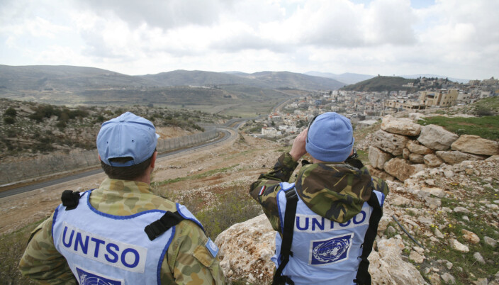 UNTSO: Kristin Lund var leder for United Nations Truce Supervision (UNTSO) fra 2017 til 2019. Her er to FN-observatører på Golan-høyden. UNTSO: Kristin Lund var leder for United Nations Truce Supervision (UNTSO) fra 2017 til 2019. Her er to FN-observatører på Golan-høyden.