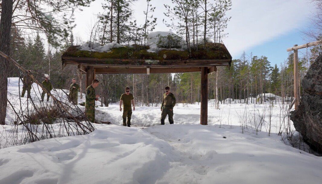 Torsvik og Midtbø klar til og løpe hinderløype. Torsvik og Midtbø klar til og løpe hinderløype.
