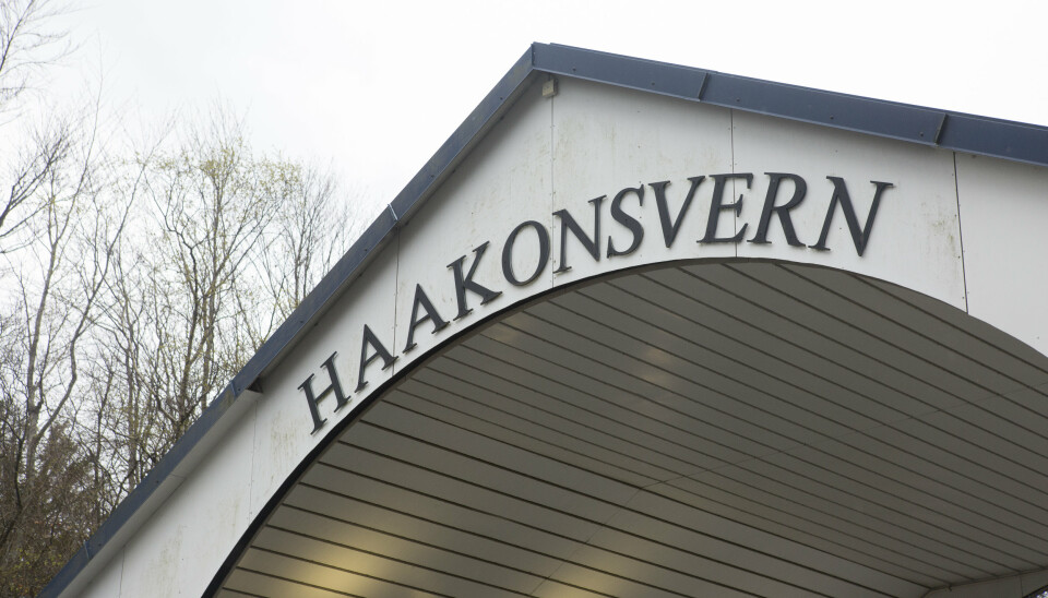 Haakonsvern orlogsstasjon er Sjøforsvarets hovedbase og ligger rundt 8 kilometer sørvest for Bergen sentrum.